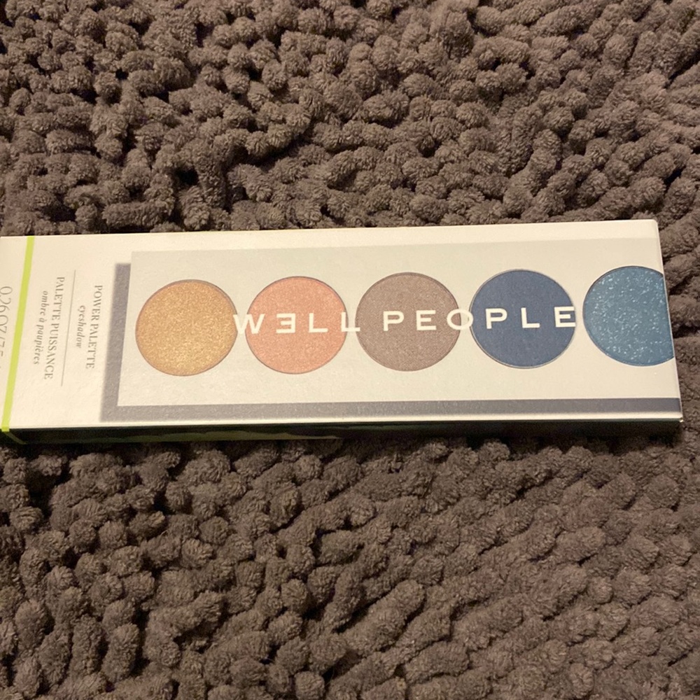 NIB Well People Eyeshadow Palette